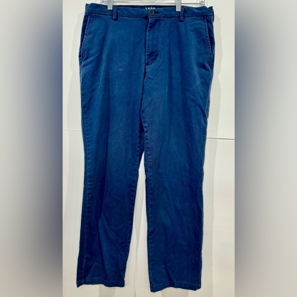 IZOD Men’s Pants Saltwater Stretch Straight Fit Chino Pant. Blue Size 33 x 32. - Picture 2 of 9
